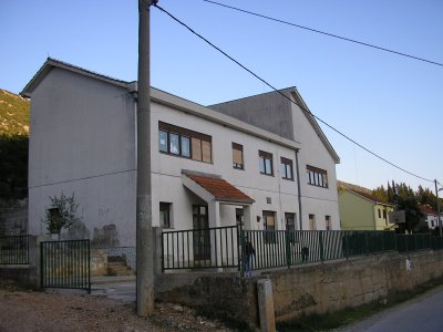 mjesna škola