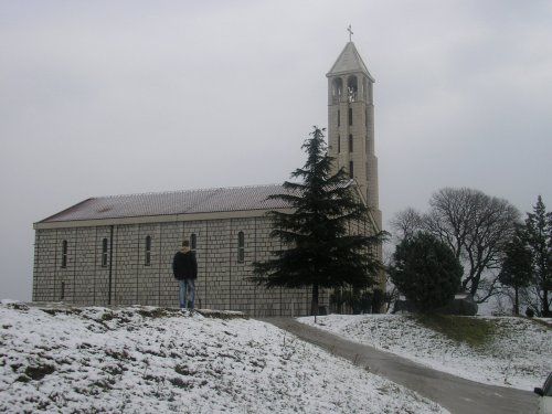 zadnji snijeg, ve� se po�eo topiti