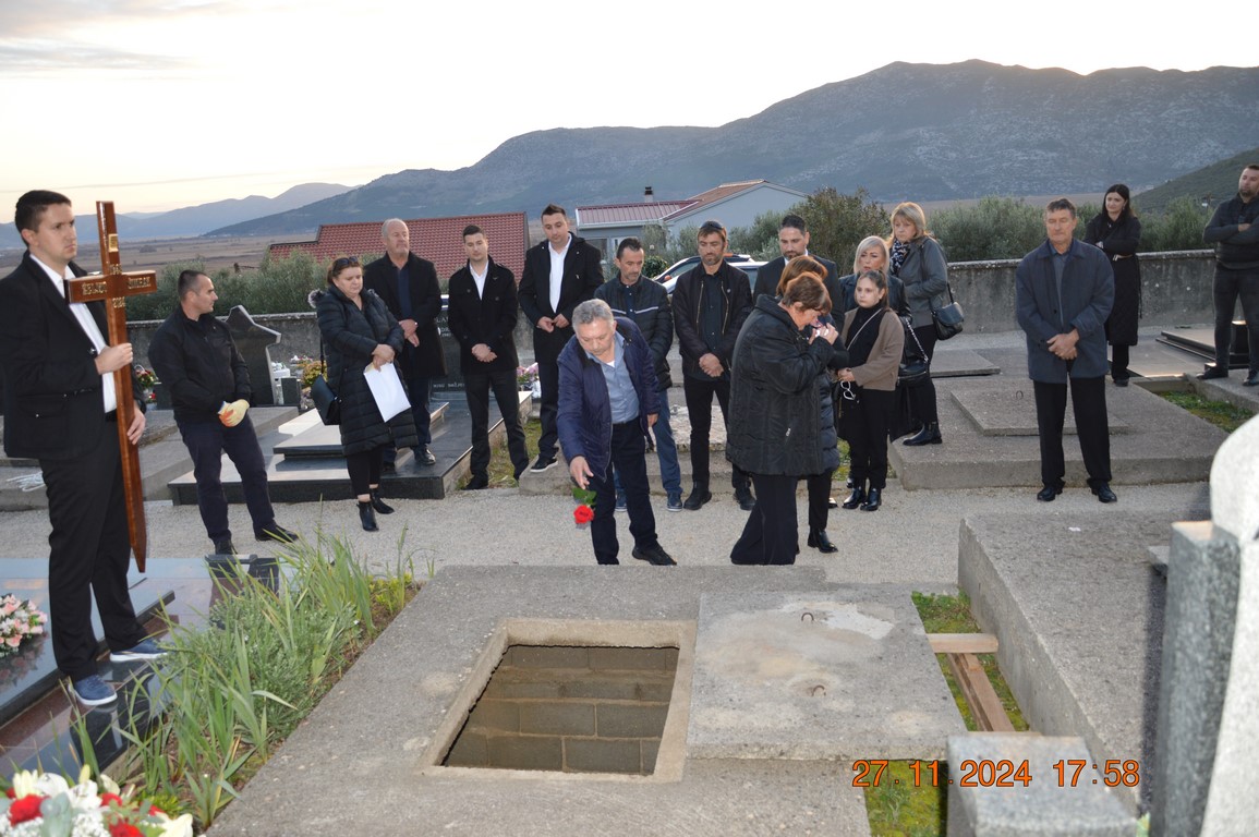 (64)